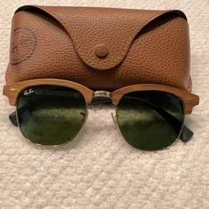 Women’s Ray Ban sunglasses excellent condition